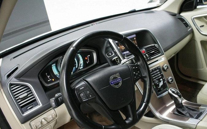 Volvo XC 60 cena 65900 przebieg: 142000, rok produkcji 2013 z Puszczykowo małe 172